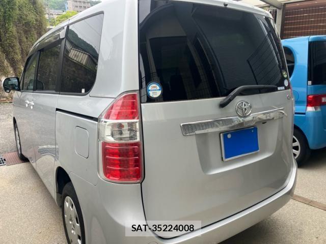 Toyota NOAH 2008-07 6910343-1