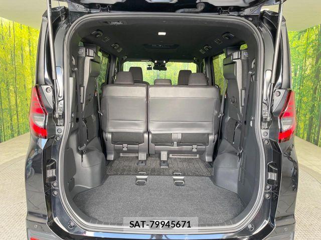 Toyota NOAH 2023-10 6996341-10