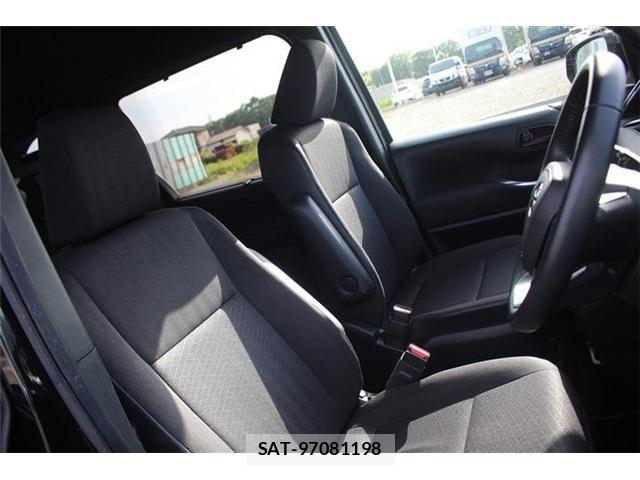 Toyota NOAH 2023-05 6996368-16