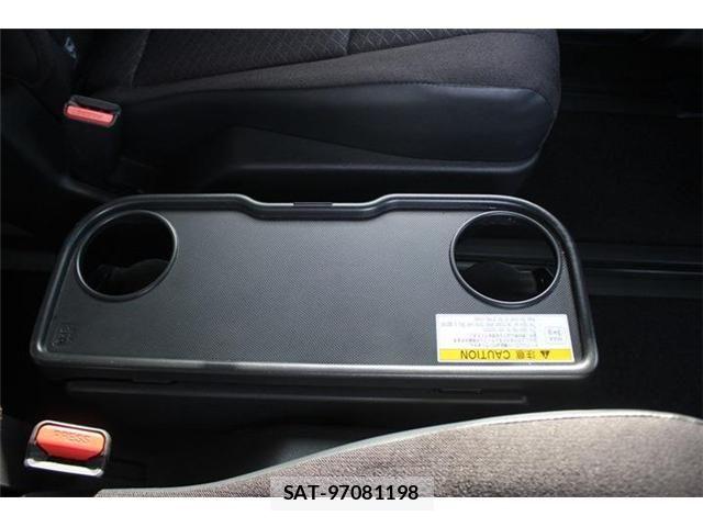 Toyota NOAH 2023-05 6996368-27