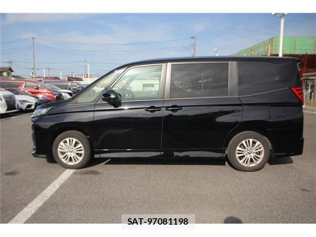 Toyota NOAH 2023-05 6996368-6