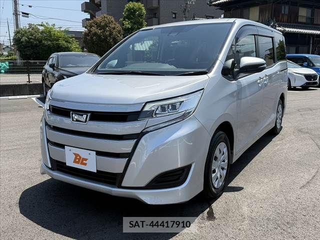 Toyota NOAH 2021-04 6996377-9