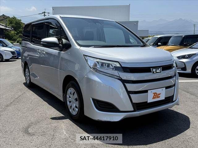 Toyota NOAH 2021-04 6996377-7
