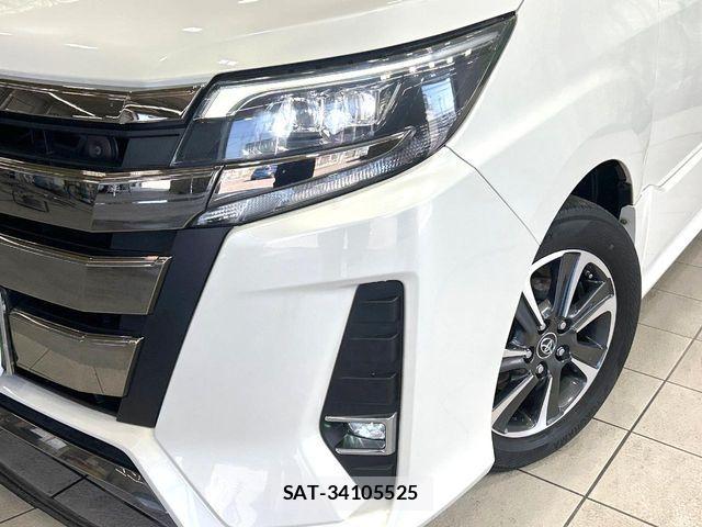 Toyota NOAH 2018-04 6996376-12