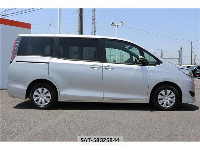 Toyota NOAH 2018-12 6996380-9
