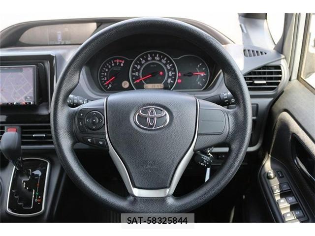Toyota NOAH 2018-12 6996380-19