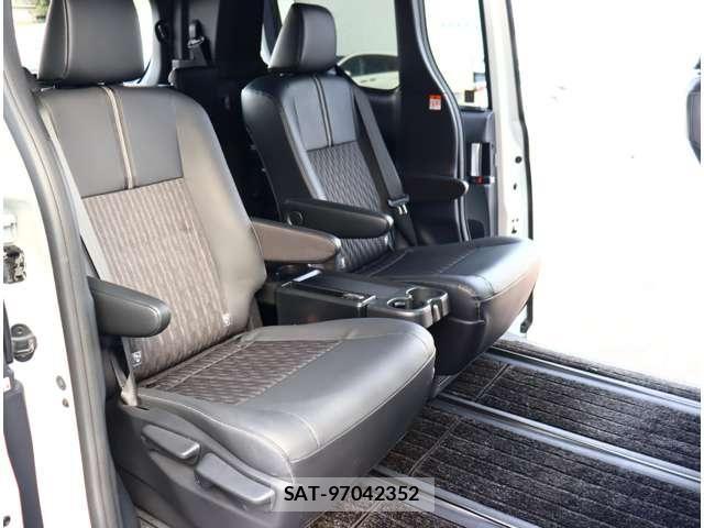 Toyota NOAH 2023-03 6996306-9