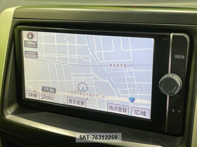 Toyota NOAH 2012-06 6996394-3