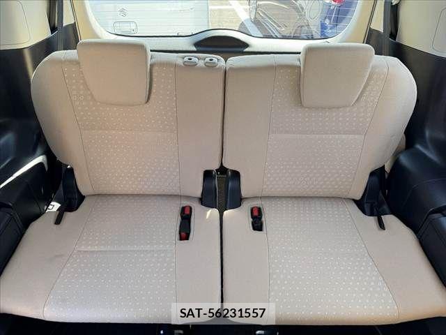 Toyota NOAH 2015-01 6996386-19
