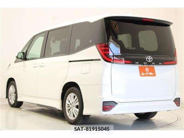 Toyota NOAH 2022-01 6996367-9