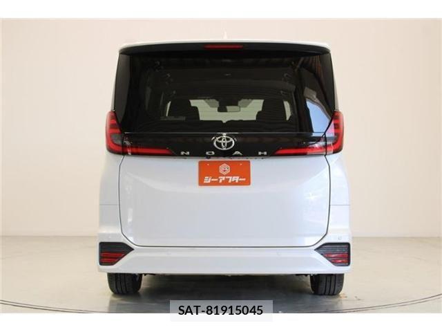 Toyota NOAH 2022-01 6996367-10