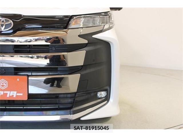 Toyota NOAH 2022-01 6996367-13