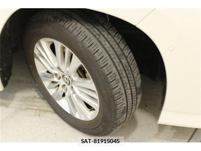 Toyota NOAH 2022-01 6996367-26