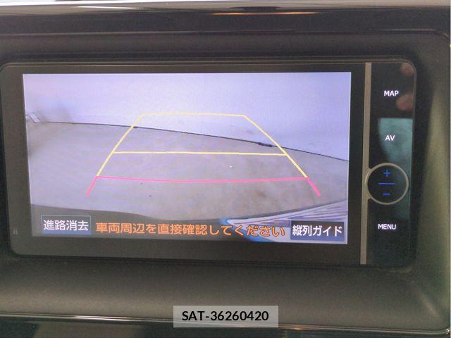 Toyota NOAH 2014-06 7021079-10