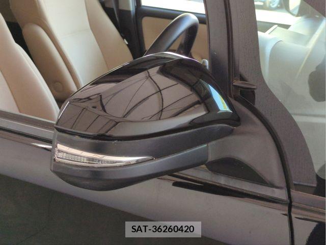 Toyota NOAH 2014-06 7021079-23