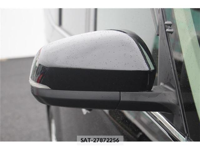 Toyota NOAH 2022-03 7021069-18