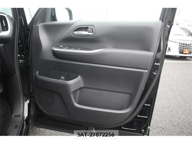 Toyota NOAH 2022-03 7021069-20