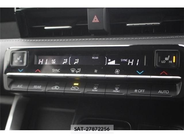 Toyota NOAH 2022-03 7021069-27