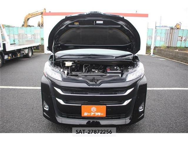 Toyota NOAH 2022-03 7021069-28