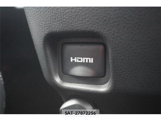 Toyota NOAH 2022-03 7021069-5