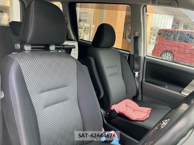 Toyota NOAH 2007-10 7021078-8