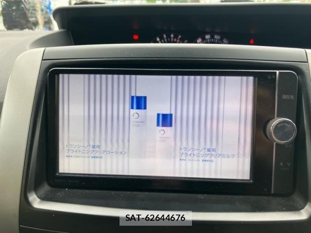 Toyota NOAH 2007-10 7021078-15