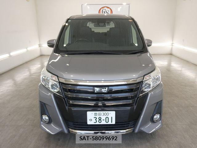 Toyota NOAH 2016-10 7021073-3