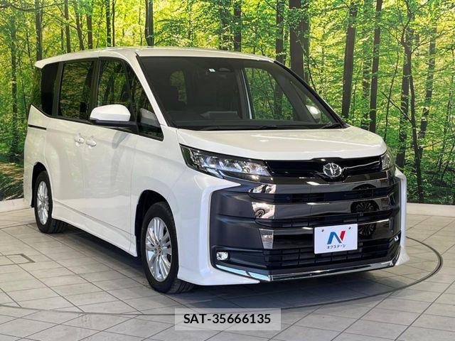 Toyota NOAH 2023-04 7021068-16