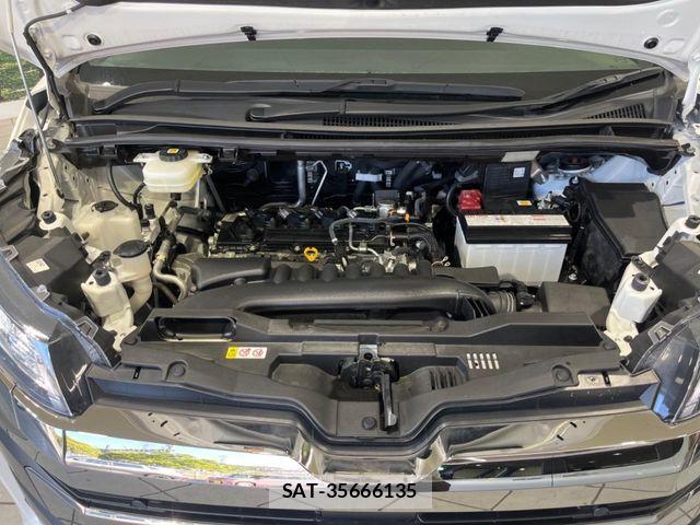 Toyota NOAH 2023-04 7021068-18