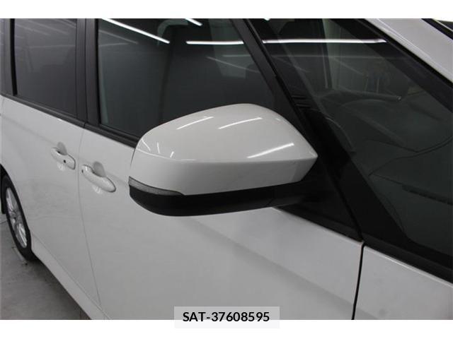 Toyota NOAH 2022-04 7021072-9