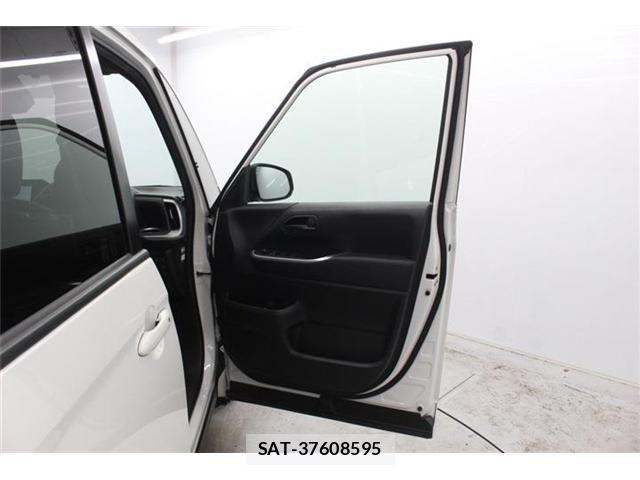 Toyota NOAH 2022-04 7021072-29
