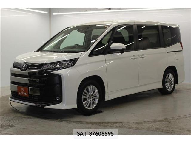 Toyota NOAH 2022-04 7021072-8