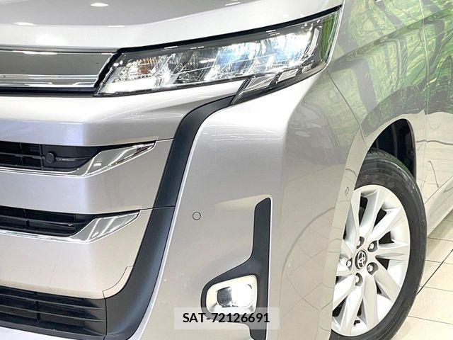 Toyota NOAH 2022-01 7021064-12
