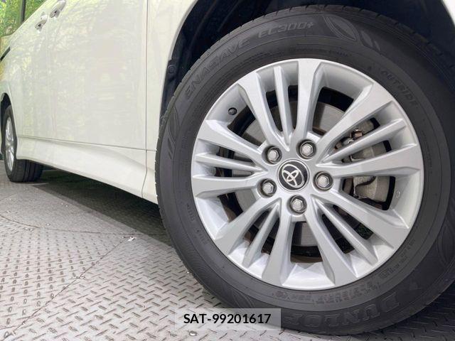 Toyota NOAH 2023-07 7021066-13