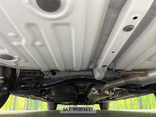 Toyota NOAH 2023-07 7021066-18