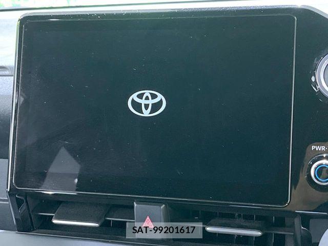 Toyota NOAH 2023-07 7021066-3