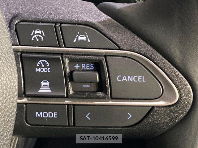 Toyota NOAH 2025-04 7021058-5
