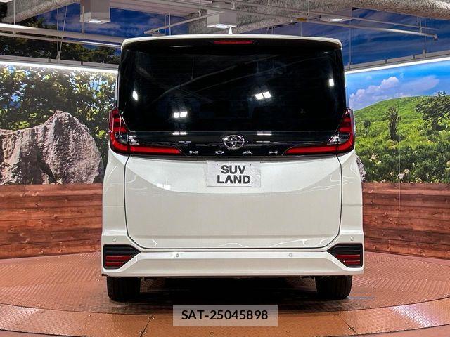 Toyota NOAH 2023-01 7021065-15
