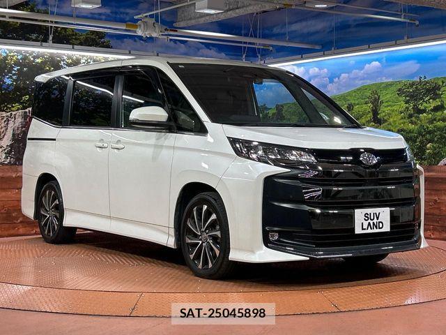 Toyota NOAH 2023-01 7021065-16