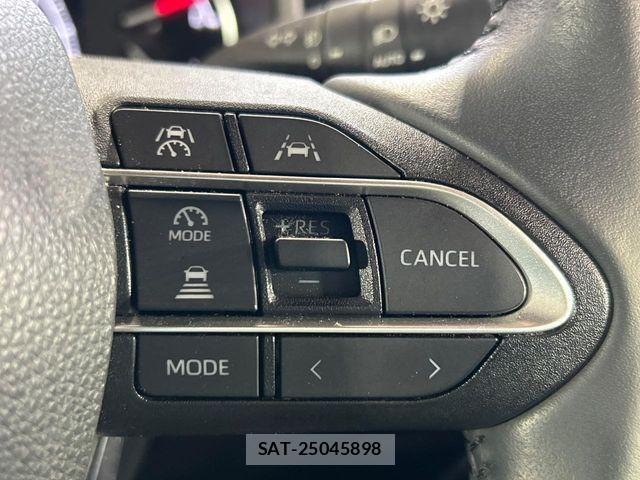 Toyota NOAH 2023-01 7021065-6