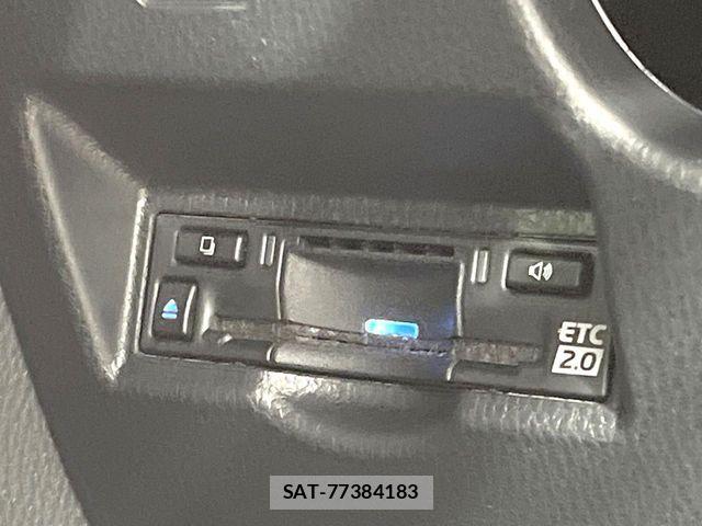Toyota NOAH 2023-09 7021062-7