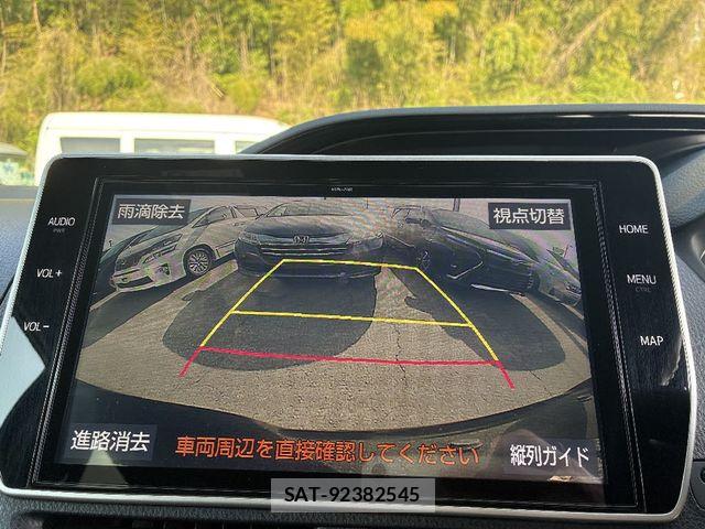 Toyota NOAH 2021-03 7021070-11