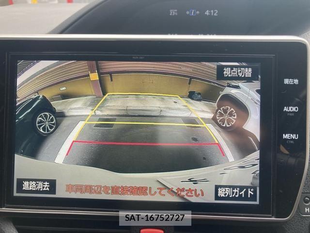 Toyota NOAH 2017-09 7059938-26