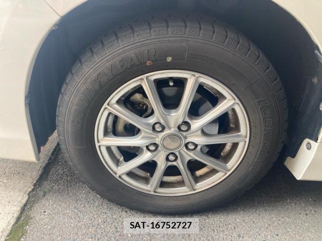 Toyota NOAH 2017-09 7059938-8