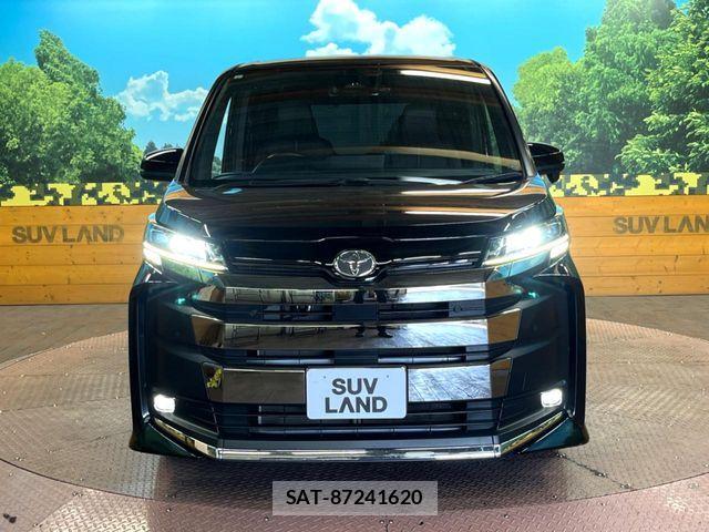 Toyota NOAH 2023-06 7059931-14