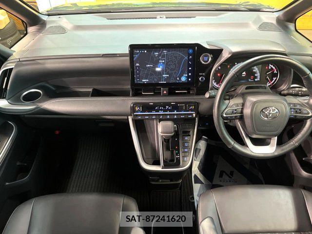 Toyota NOAH 2023-06 7059931-1