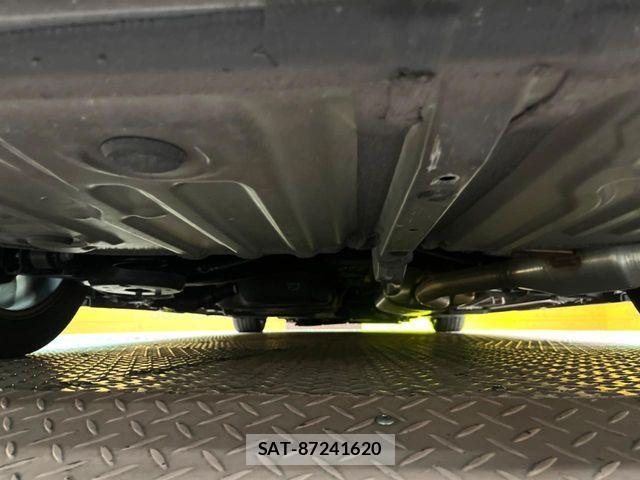 Toyota NOAH 2023-06 7059931-19