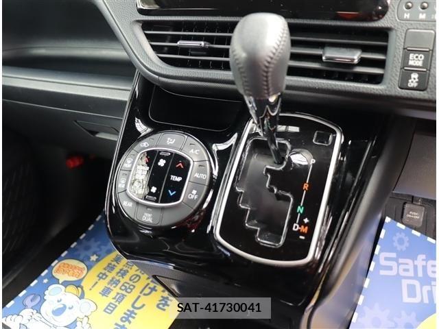 Toyota NOAH 2019-01 7059932-21