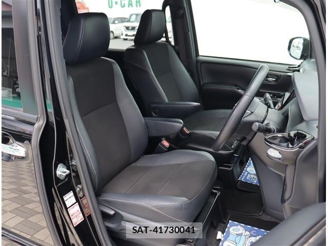 Toyota NOAH 2019-01 7059932-7