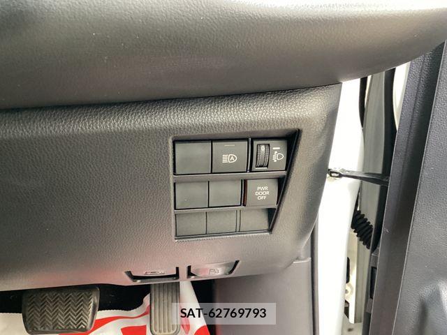 Toyota NOAH 2024-03 7059929-9